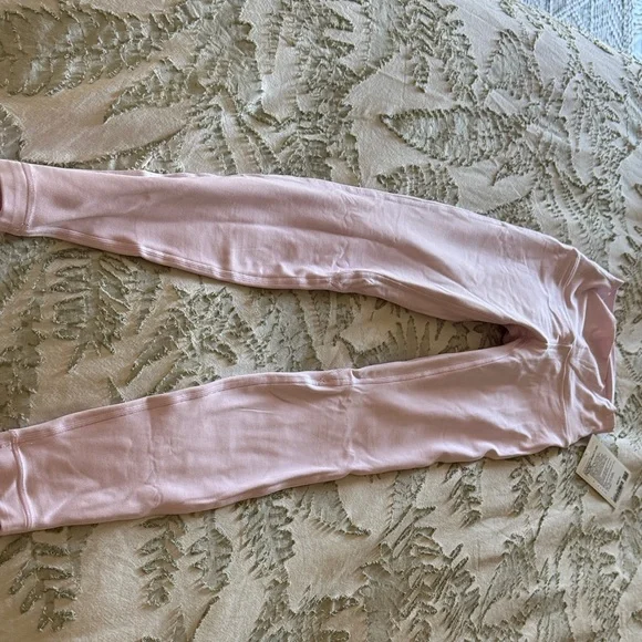 Lululemon Pink Organza Align HR Pants - Picture 5 of 6